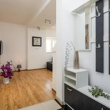 Villa Holiday Danica Primosten
